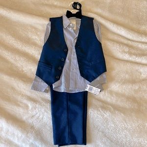 New, dark blue toddler boy 4 piece formal suit.